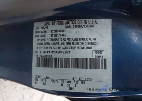 1999 Ford Escort Se from USA, damaged, VIN 1FAFP13P3XW122031